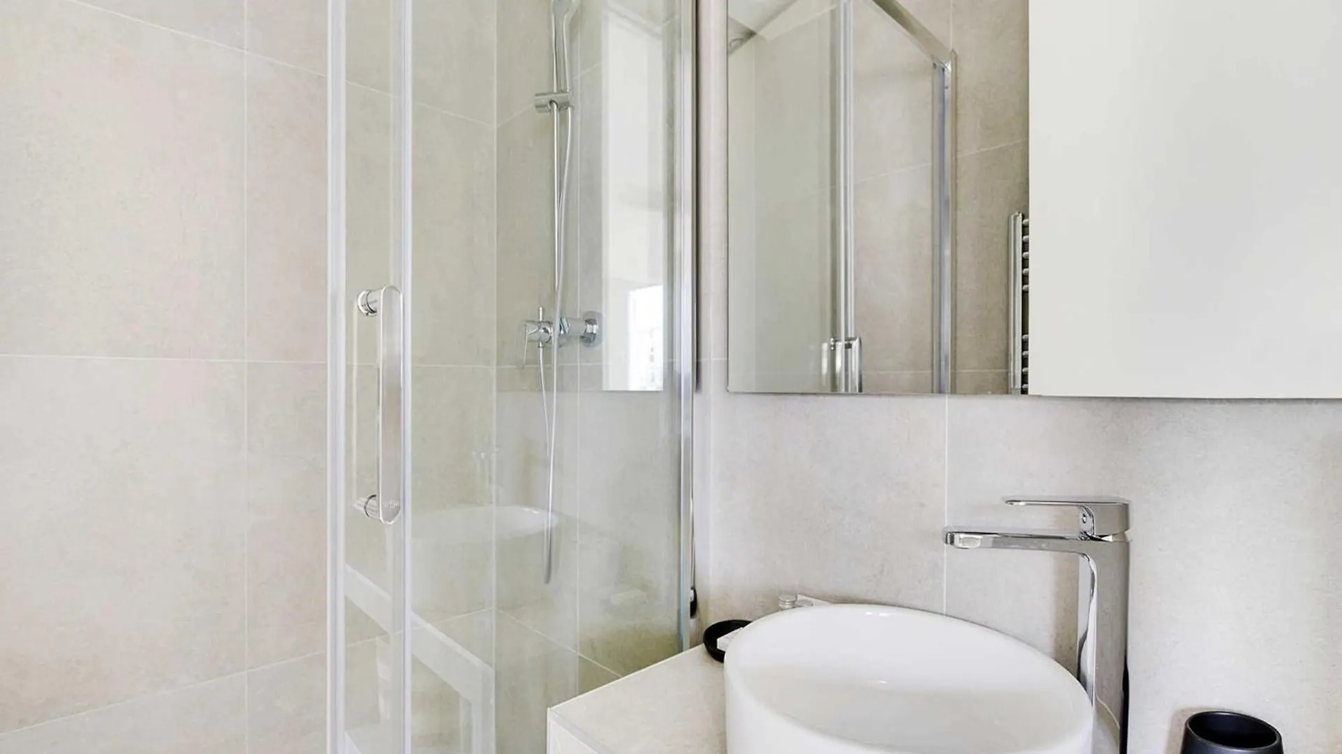 Charming Apartment - 2Br 6P - Faubourg-Du-Roule Paris
