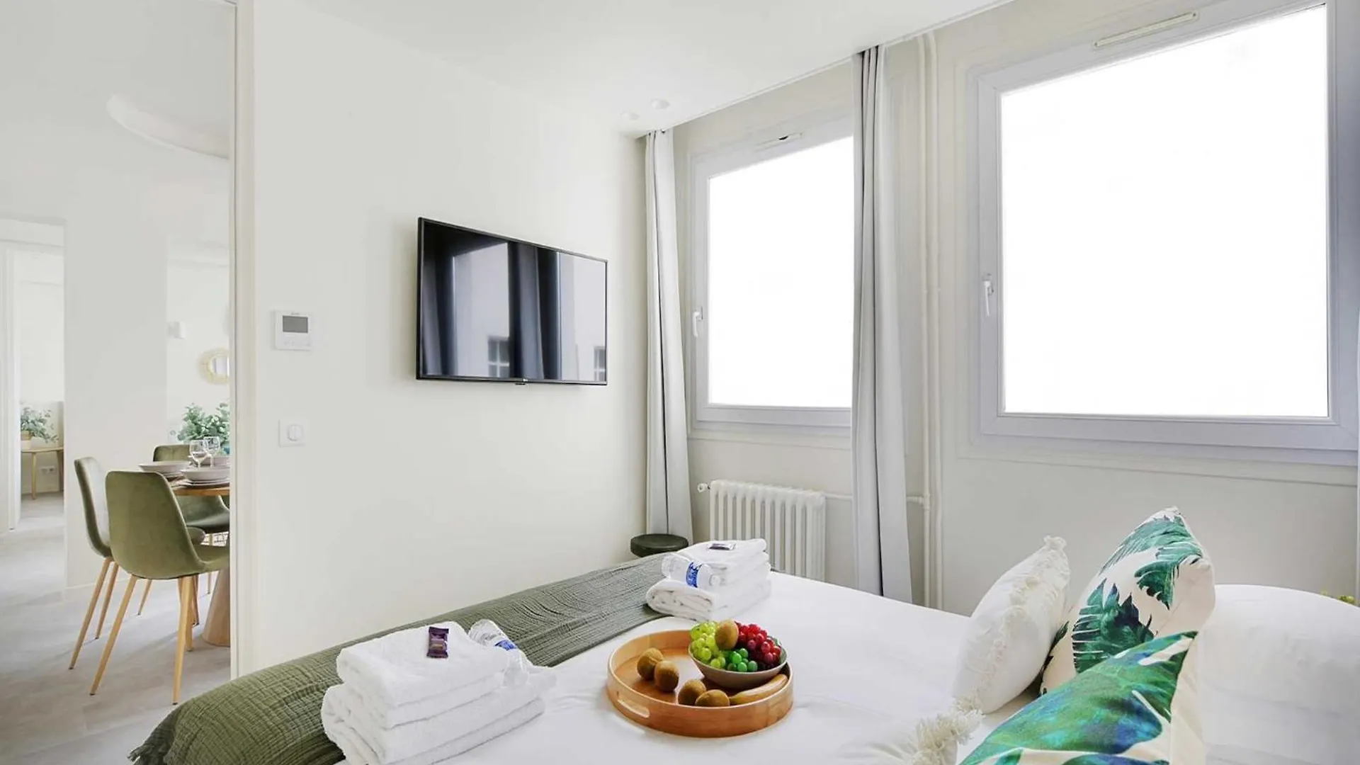 Charming Apartment - 2Br 6P - Faubourg-Du-Roule Paris