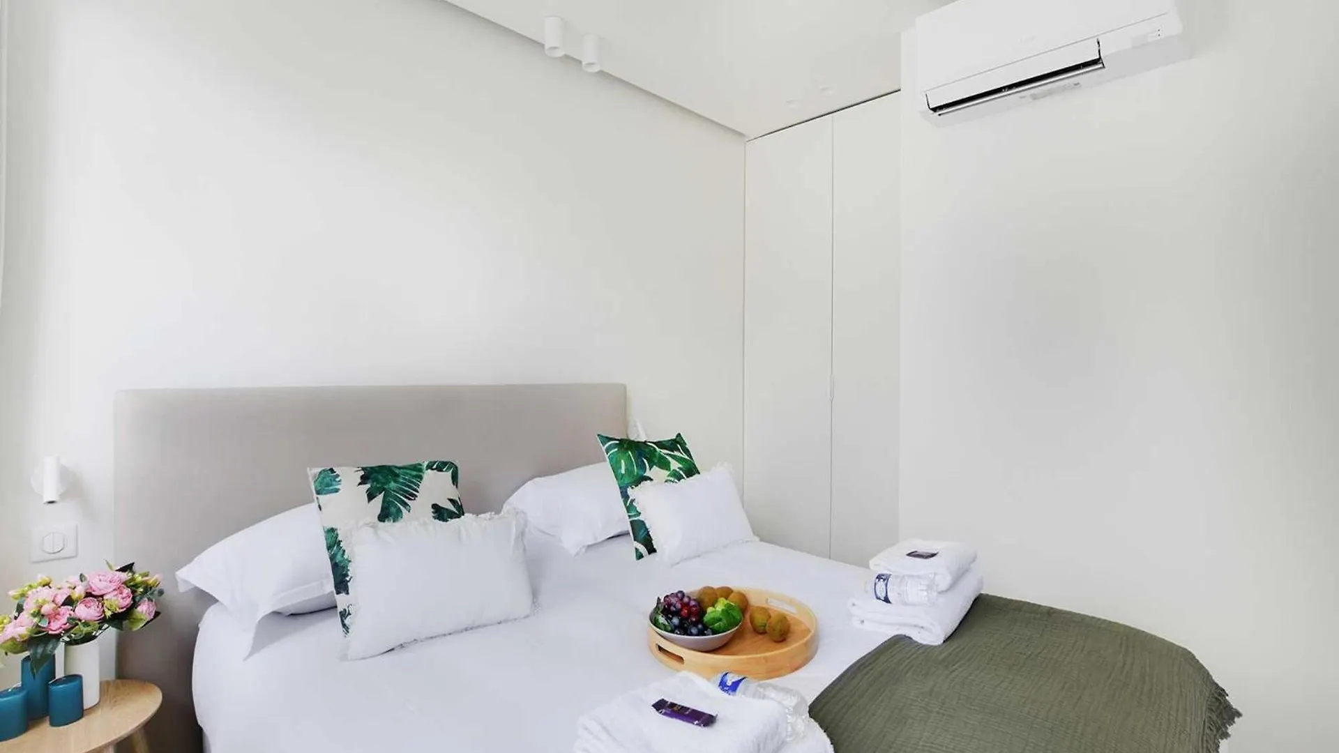 Charming Apartment - 2Br 6P - Faubourg-Du-Roule Paris