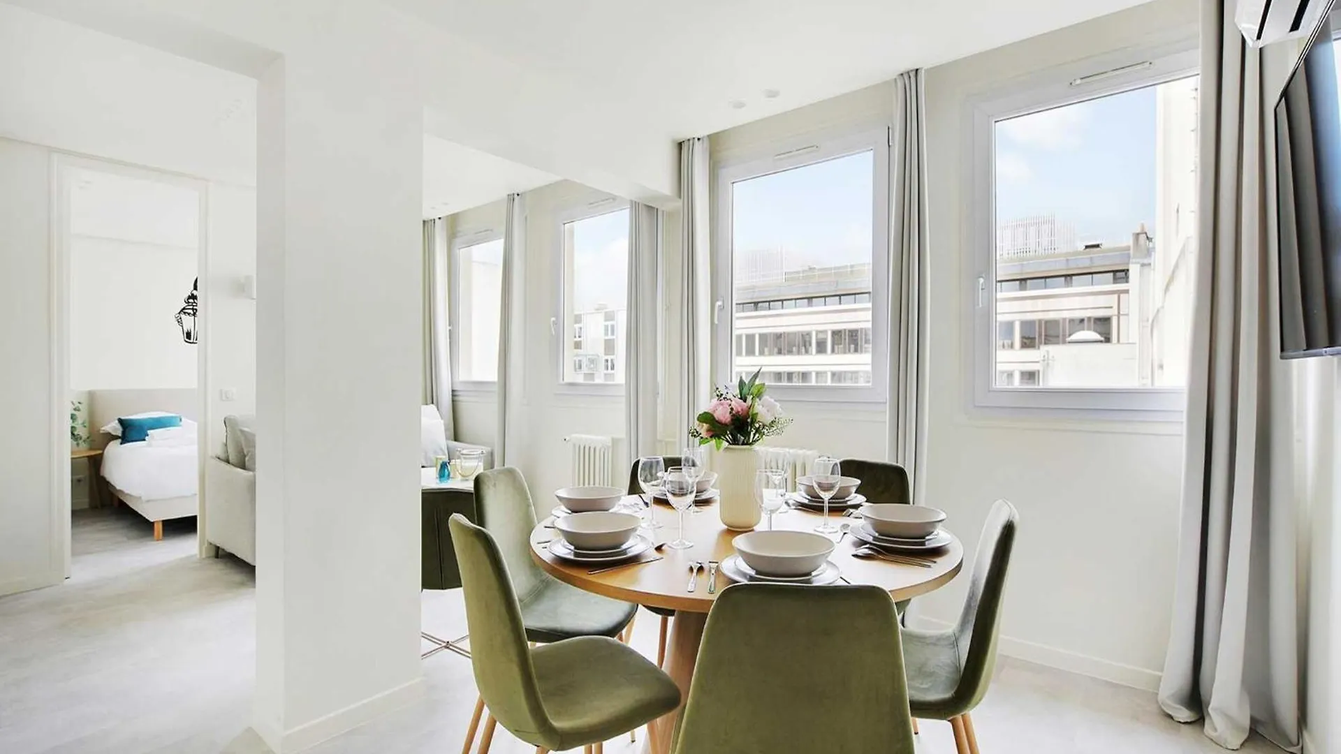 Charming Apartment - 2Br 6P - Faubourg-Du-Roule Paris